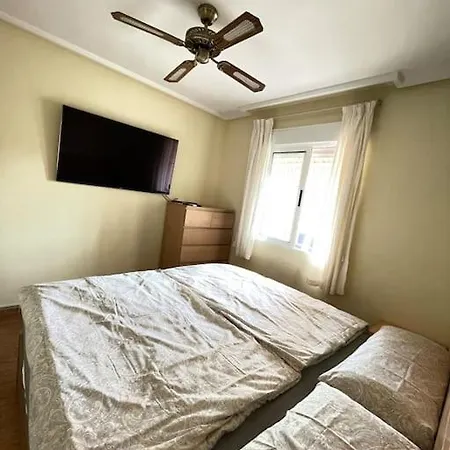 Apartamento Precioso ático En Torrevieja. *