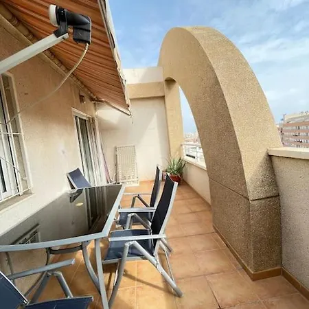 Appartamento Precioso ático En Torrevieja. *